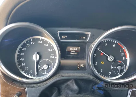 2015 Mercedes-Benz Gl 550 4Matic z USA, uszkodzony, nr VIN 4JGDF7DE8FA585570